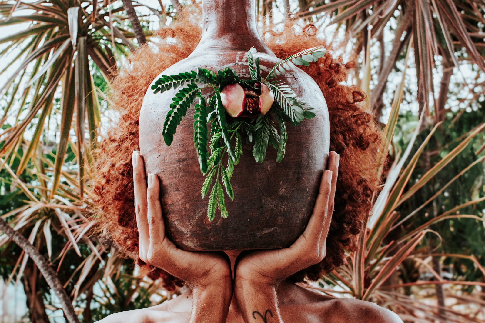 Karaokê, É o Brinca e as atividades do Elas Perifa contemplam a semana do equipamento. Reprodução: Mar Pereira / Centro Cultural Bom Jardim